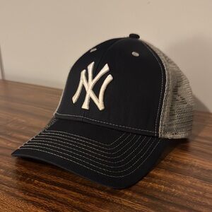 New York Yankees SnapBack Hat